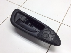 Рамка дверной ручки внутренней передней левой двери Субару Импреза 2 ГД ГГ Г11 2000-2007 61052-FE030-OE