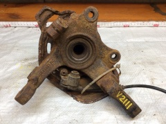 Кулак поворотный передний правый со ступицей Опель Комбо С 2003-2011 13154318