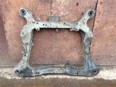 Балка подмоторная подрамник передний 