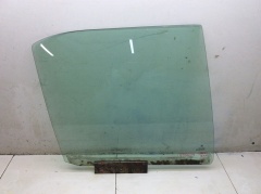 Стекло двери задней правой седан 