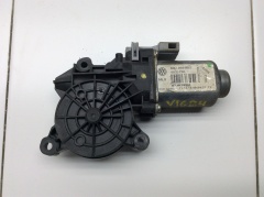 Моторчик стеклоподъемника двери передней правой 