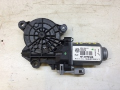 Моторчик стеклоподъемника двери задней правой 