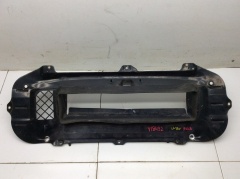 Направляющая интеркулера на капоте WRX 