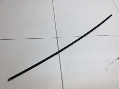 Накладка лобового стекла левая 