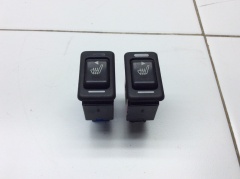 Кнопка обогрева сидений левого и правого передних Субару Импреза 2 ГД ГГ Г11 2000-2007 83075FA010