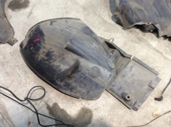 Локер передний левый задняя часть 