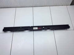 Шторка солнцезащитная двери задней правой электрическая 