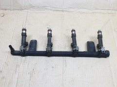 Форсунка топливная инжекторная электрическая 