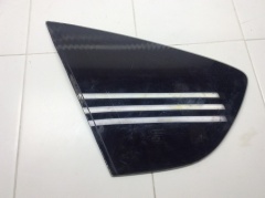 Стекло кузовное глухое заднее левое боковое 