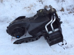 Корпус отопителя салона печки в сборе 