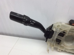 Подрулевой переключатель поворотов и освещения 