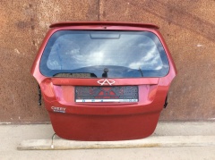 Дверь багажника со стеклом и спойлером Чери С18Д Индис / Бит 2011-2015 S18D6300010DY