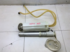 Насос топливный электрический Бензонасос левый с фланцем 