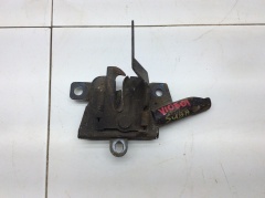 Замок капота 