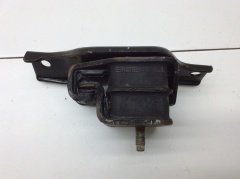 Подушка Опора двигателя правая 