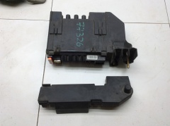 Блок предохранителей передний  