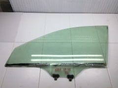 Стекло двери передней левой водительской 