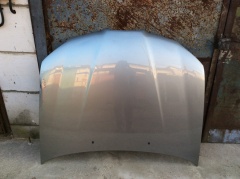 Капот с дефектом 