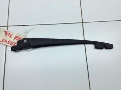 Поводок стеклоочистителя задний двери багажника 