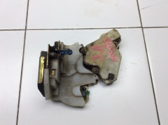 Замок двери задней левой с активатором 