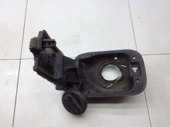 Лючок бензобака Кронштейн крышки топливного бака 