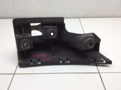 Кронштейн крепления заднего бампера правый 