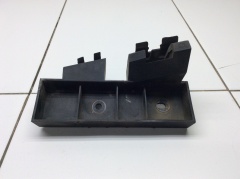 Кронштейн крепления передней правой фары 