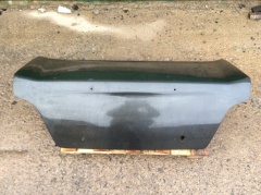 Крышка багажника карбон 