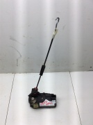 Замок двери задней левой 