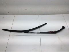 Поводок стеклоочистителя передний левый 