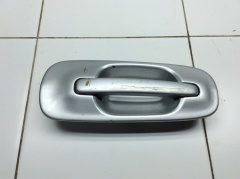 Ручка двери передней правой наружная 