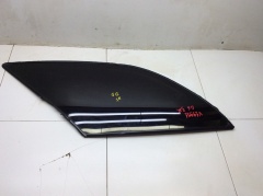 Стекло багажника заднее правое собачник универсал 