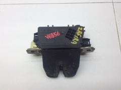 Замок двери багажника 