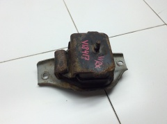 Подушка Опора крепления двигателя левая 