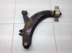 Рычаг передний нижний левый 