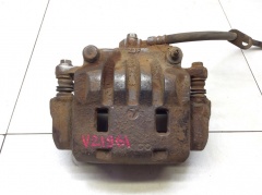 Суппорт тормозной передний правый со скобой 