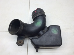 Резонатор воздушного фильтра Киа Sportage 2004-2010 282112E000