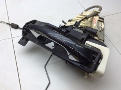 Ручка наружная двери передней правой с кронштейном 