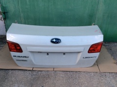 Крышка багажника седан 