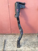 Балка передняя продольная левая с дефектом 