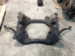 Балка подмоторная подрамник передний 4Matic 