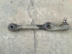 Рычаг передний нижний правый 