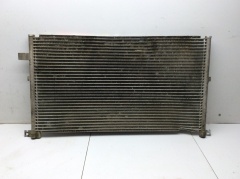 Радиатор кондиционера с дефектом 