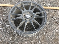 Диск OZ Racing Ultraggera R17 5x100 8J ET48 d68 - 1 шт 