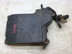 Корпус блока ЭБУ предохранителей Ниссан Альмера Н16 2000-2006 237065M000