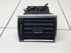 Дефлектор воздушный в торпедо центральный левый Ауди А8 Д3 4Е 2003-2010 4E0820951