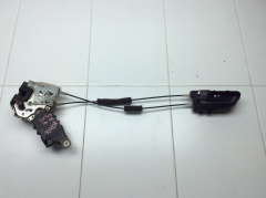 Замок двери задней левой 