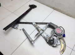 Стеклоподъемник двери передний правый с моторчиком 