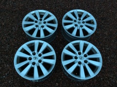 Диски литые R16 5x114.3 6.5J ET46 dia 60.1 Toyota 4шт комплект 