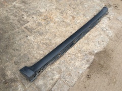 Накладка на порог пластиковая левая 